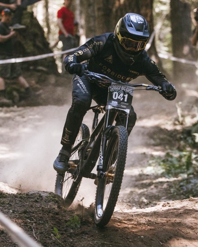 Downhill Racing Champion Magnus Manson Donates Funds To Sunshine Coast