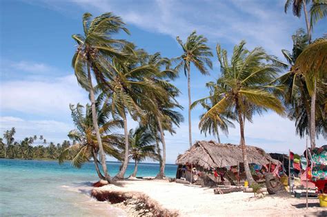 Guna Yala Territory: Discover Caribbean Island Life